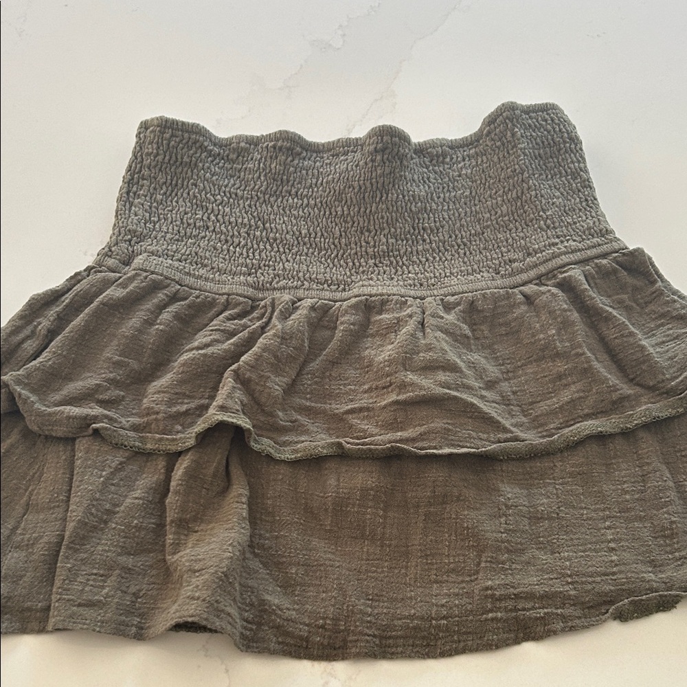 Edikted Women's Olive Green Ruffled tube top